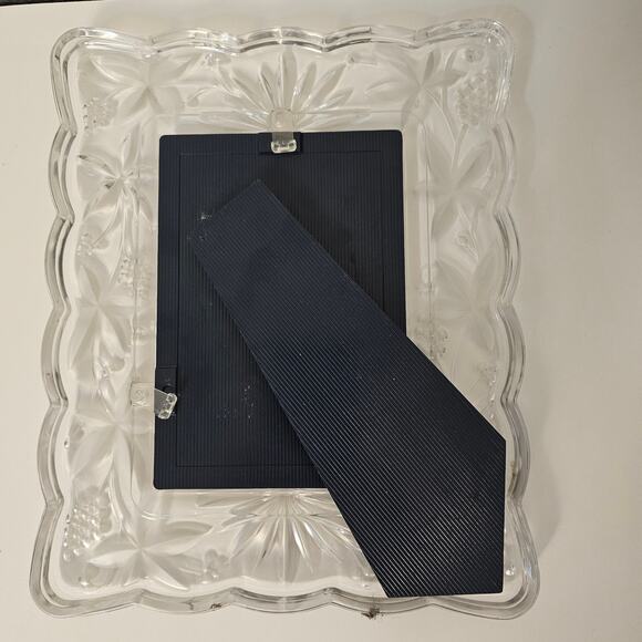 Picture frame Heavy Glass 10" x 8.5" Sketched Frosted Flowers - Picture 3 of 7